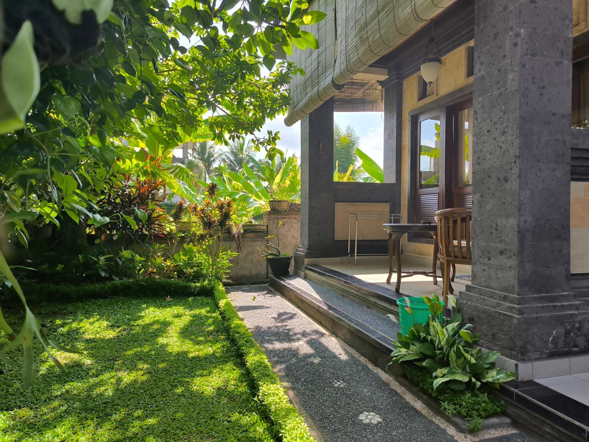 Three Dewi'S Guest House Ubud Szoba fotó